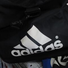 adidas　超デカボストンバック　リサイクル　の画像