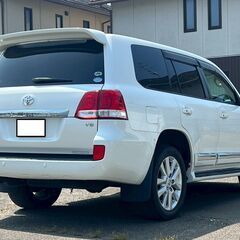 H22年式　ランドクルーザー200　4.6AX　8人乗り　社外フローティング10インチナビ　社外フロントエアロ　ＥＴＣの画像