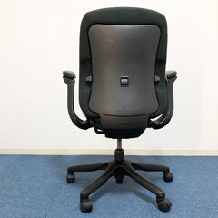 肘付ミドルバックOAチェア テクニオン社（カナダ）Amicus Ⅱミットバックオフィスチェア 360°回転式・ガス圧昇降機能　Made in Canadaの画像