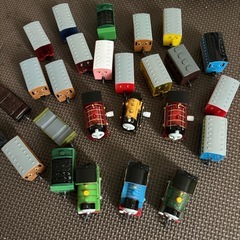 カプセルプラレール　トーマスの画像