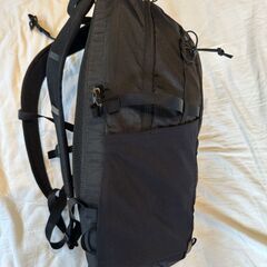 FJALL RAVEN  ABISKO 16L  SOFTPACK 450X240X160CM  BLACK COLORの画像