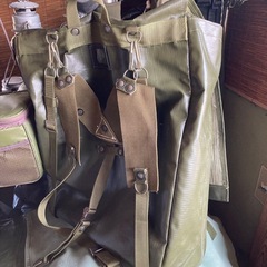 ⑦-1　美品　防水 リュック バッグ バックパック キャンプ　収納 の画像