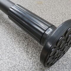 突っ張り棒 アイアン ブラック 長さ230㎝～270㎝ 耐荷重約30~10kg 直径32mm 物干し竿 調節簡単 西岡店の画像
