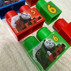 値下げ！！トーマスメガブロックの画像