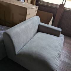 ソファー※左側部分のみ早い者勝ちでプレゼントします！の画像