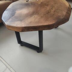 【希少】一枚板　ローテーブル　アイアン脚の画像