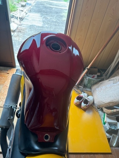 贅沢品 CB400SF NC39 純正ガソリンタンク塗装後未使用フューエルタンク パーツ