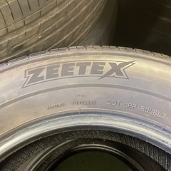 無料タイヤ　215/65R16【2222】の画像