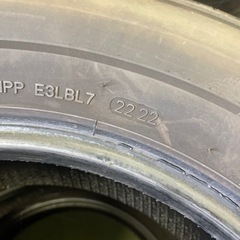 無料タイヤ　215/65R16【2222】の画像
