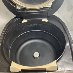 Y 2507-083 日立IH ジャー炊飯器 RZ-AF10E4M 2020年製 通電確認済み 5合炊き キズ 汚れありの画像
