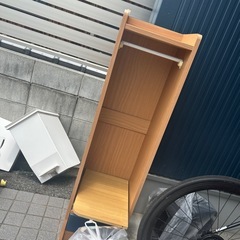 収納棚の画像