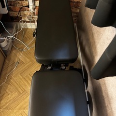 トレーニングベンチ＆ダンベルの画像
