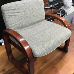 万代店　座椅子　ロータイプ 