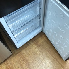 安心の1年保証付 Haier 2ドア冷蔵庫 148L 2023年製 取りに