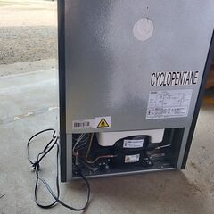 ノンフロン 冷凍冷蔵庫 2024年製 90L COMFEE　/UJ-1290 1Fの画像