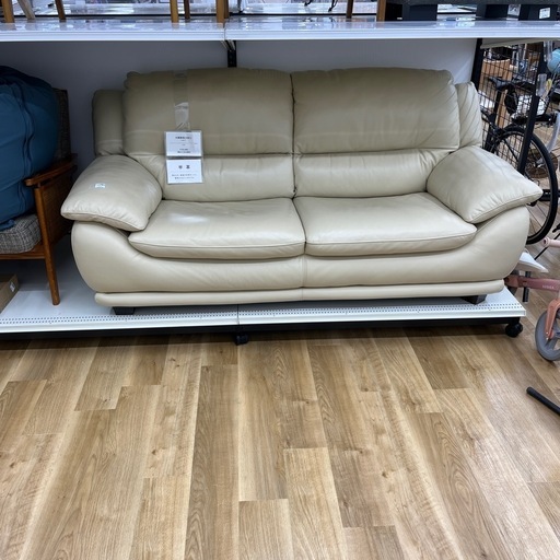 大塚家具 2人掛け ソファー 半革 ベージュ (IDC) のご紹介です！