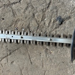 マキタ makita 350mm生垣バリカン MUH3501 本体のみ の画像