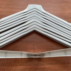 ワイヤーハンガーカバー10個セット　グレー　ジャケット用　コート用の画像