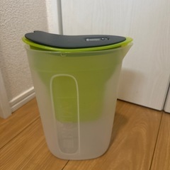 ブリタ　浄水器1.5リットル
