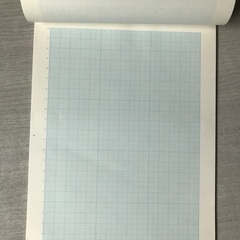 コクヨ　B5  1mm方眼紙（数枚使用）の画像