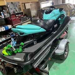 カワサキ　ウルトラ　300 室内保管の画像
