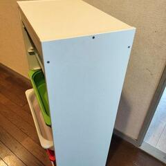 IKEA トロファスト　トレー付き 収納ボックス　おもちゃ箱

の画像