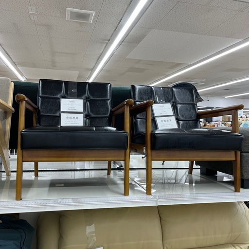 カリモク家具 1人掛け ブラウン×ブラック Kチェア カリモク60 のご紹介です！