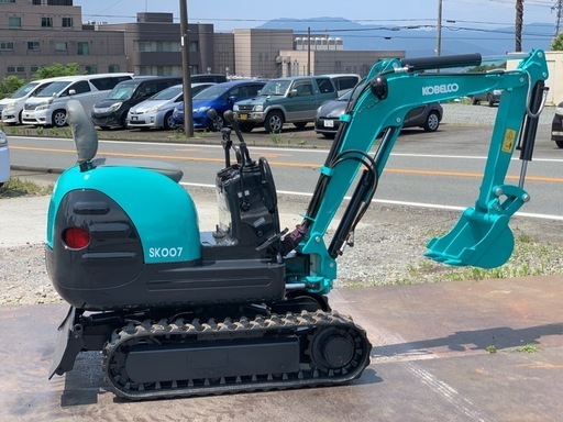 コベルコ　ミニユンボ　SK007-3　 油圧ショベル 倍速　操作パターン切り替え可能　 可変脚仕様　ブレーカー配管口　0.8tクラス　全国陸送可能 下取りOK　 　