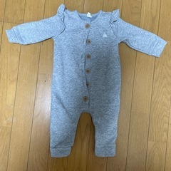 6〜12ヶ月ベビー服の画像