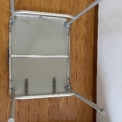 キャンプ用テーブルの画像