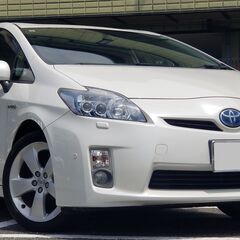 ３０ プリウス  ワンオーナー　少走行  車検R８年９月まで 