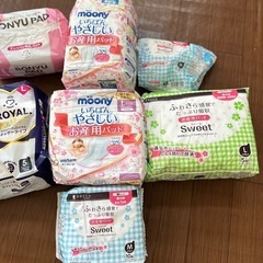 産前産後用のナプキンと母乳パッドです。の画像
