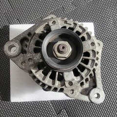 【3.5万㌔】ダイハツムーブ　オルタネーターの画像