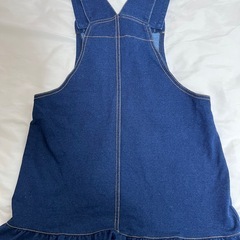 美品130女の子デニムサロペットワンピースの画像