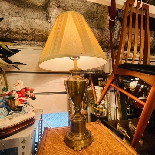 《売約済》【武蔵小山店】EthanAllen イーセンアレン テーブルランプ テーブルライト デスクライト スタンドライト ランプ 照明器具 間接照明 真鍮 ブラス ブラスランプ 真鍮ランプ アンティーク アンティークランプ ビンテージ ビンテージランプ ヴィンテージ レトロ 輸入家具 高級感 クラシック モダン インテリア照明 アメリカ家具 ethan allen tablelamp table lamp desk stand light accent antique vintage br