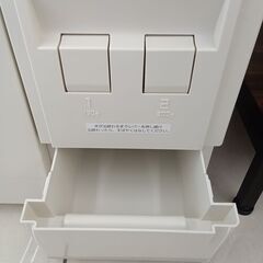 ★リユースのサカイ日立店★HJ6980  レンジラック（米びつ収納付き） ホワイト H116×D48×W56 クリーニング済み の画像