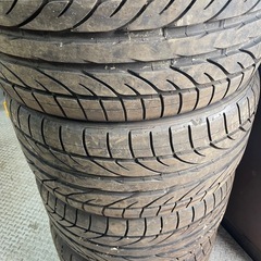 BS265/35r18 タイヤ4本の画像