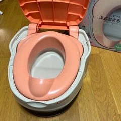 トイトレにも災害時にも！！コンビの洋式おまるの画像