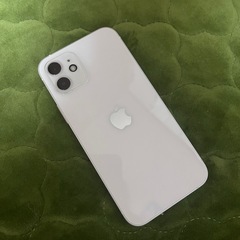 最終値下げ！iPhone12 64gbの画像