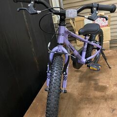 S749/Charly 1 イージーバイク 16インチ パープル  ママでも簡単にワンタッチでキックモードから自転車モードに変身できます　の画像
