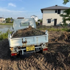 残土 畑の土 重機で積み込みします♪ の画像