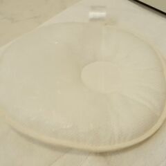西川 ドーナツ枕の画像
