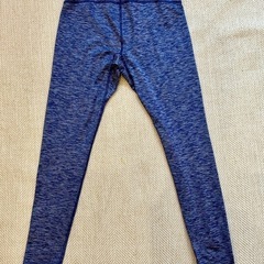 美品⭐️GU スポーツタイツ レギンス　Mサイズの画像