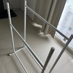ハンガーラック　ホワイトの画像