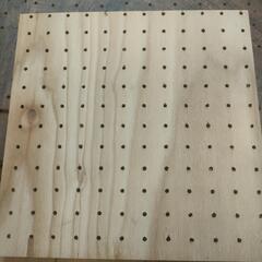 有孔ボード　DIYの画像