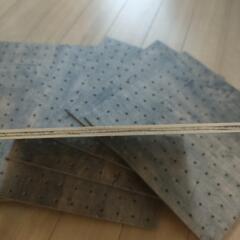 有孔ボード　DIYの画像