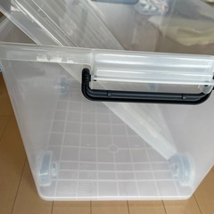 【受付終了】収納ボックス（キャスター付き）の画像