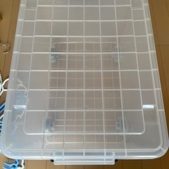 【受付終了】収納ボックス（キャスター付き）の画像