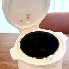 【美品】ロカボ  炊飯器  糖質オフ   白色の画像