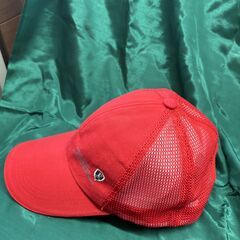 帽子（レディース・キャップ）メッシュ　レッド　フリーサイズ　中古品の画像
